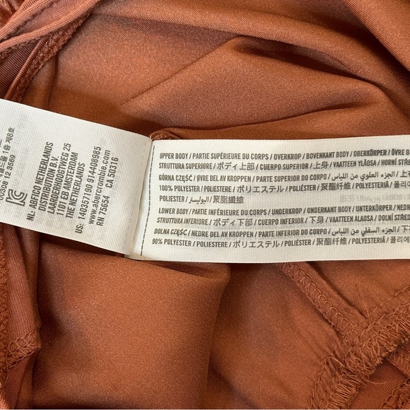 Abercrombie & Fitch Satin/Silk Lace Trim Bodysuit - Rose Gold - M - Picture 10 of 10